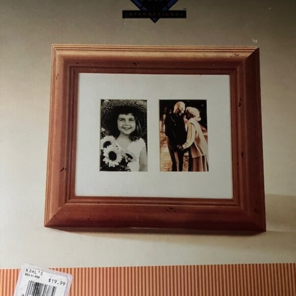 13 " x 11" Distressed Wood Frame - Picture 1 of 6